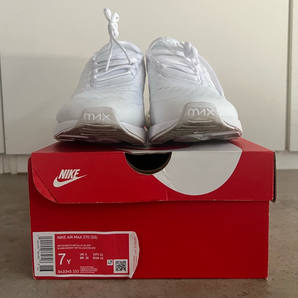 Nike Air Max 270